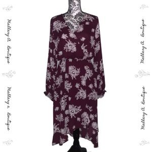 Mia & Tess - NWT Purple & White Floral High-Low long sleeve Maxi-dress